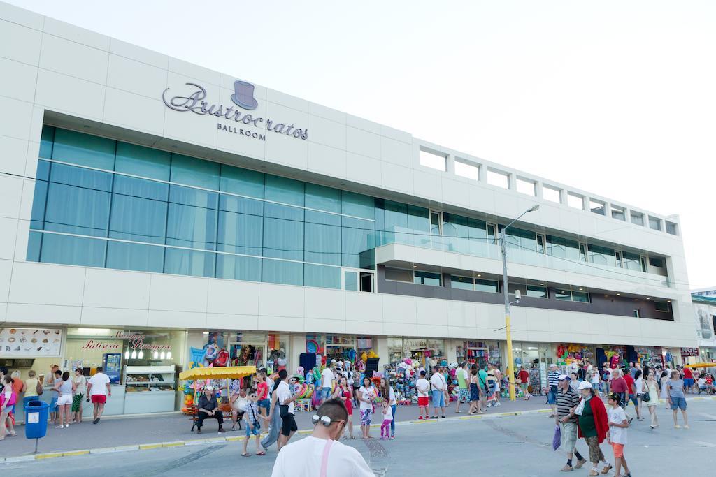 Complex Aristrocratos Mamaia Exterior foto